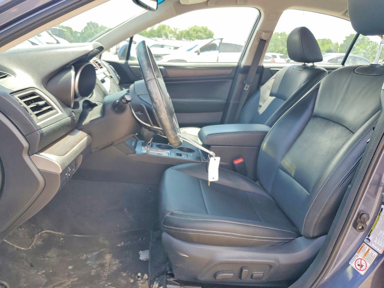 2016 SUBARU Legacy