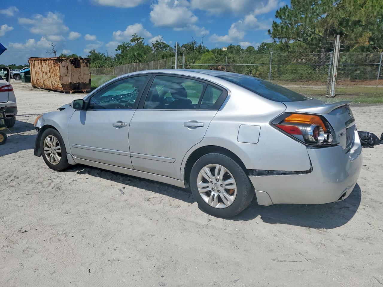 2011 NISSAN ALTIMA