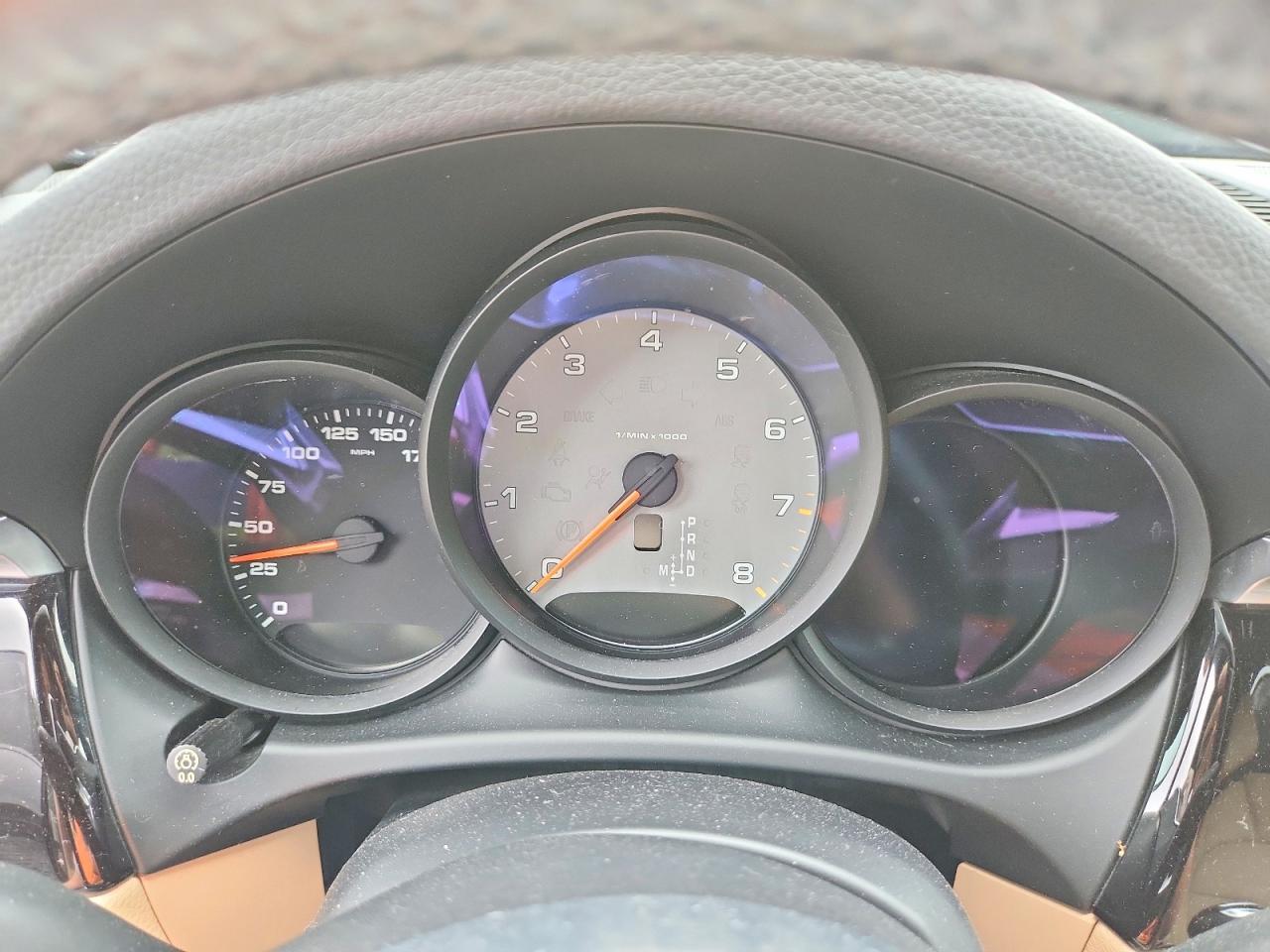 2019 PORSCHE Macan
