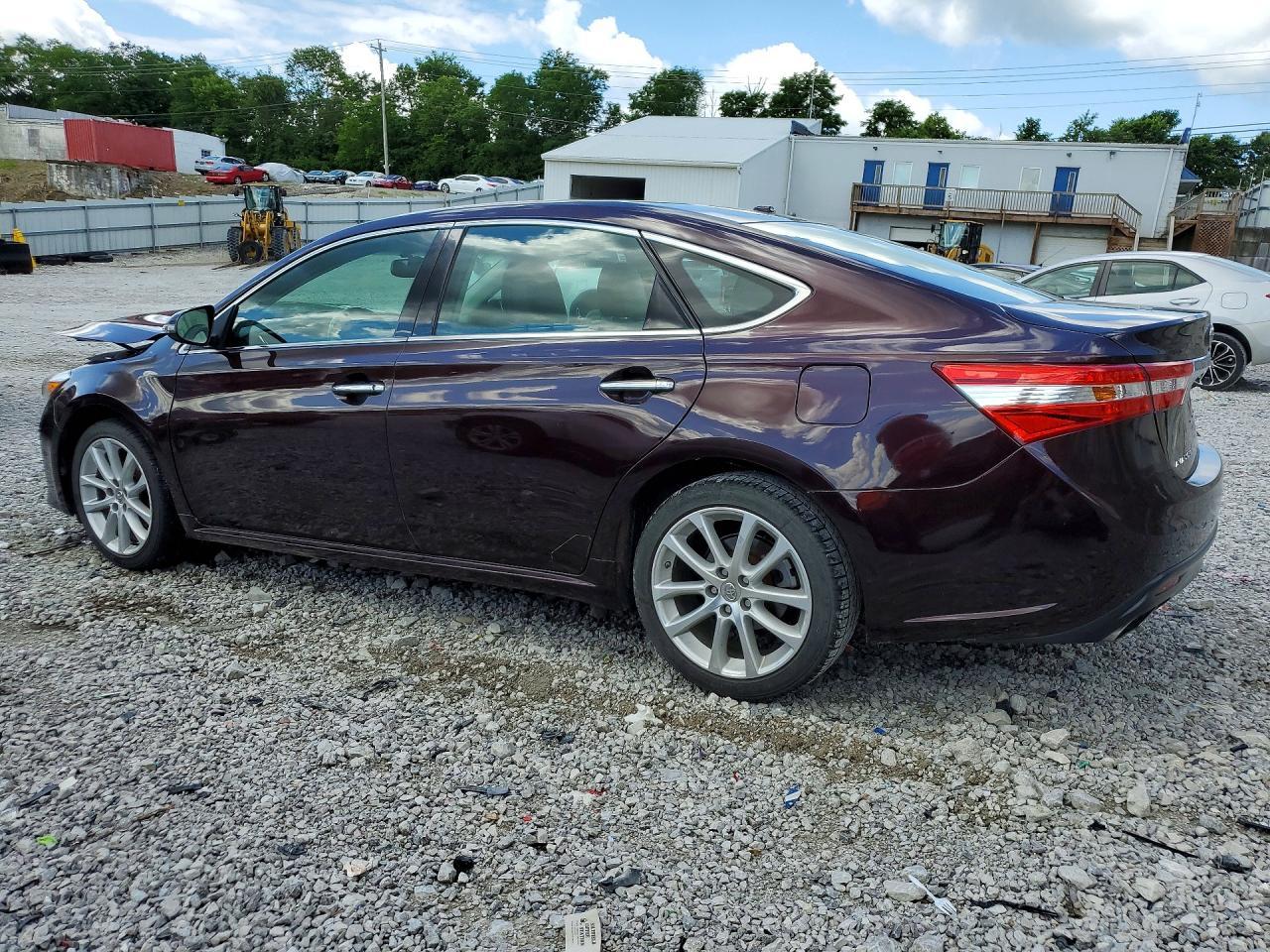 2013 TOYOTA Avalon