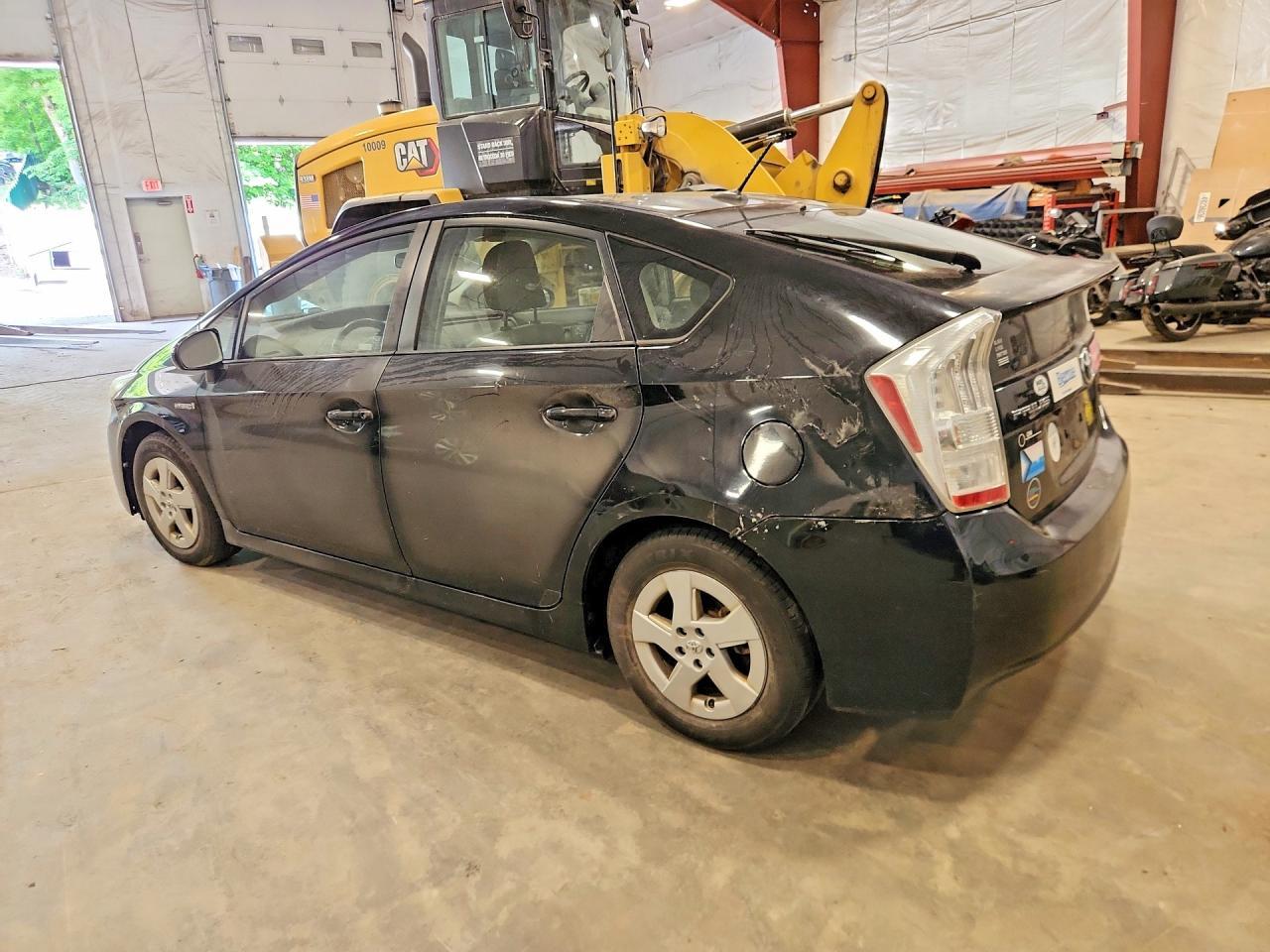 2011 TOYOTA PRIUS