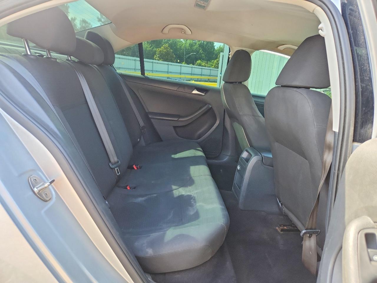 2016 VOLKSWAGEN JETTA