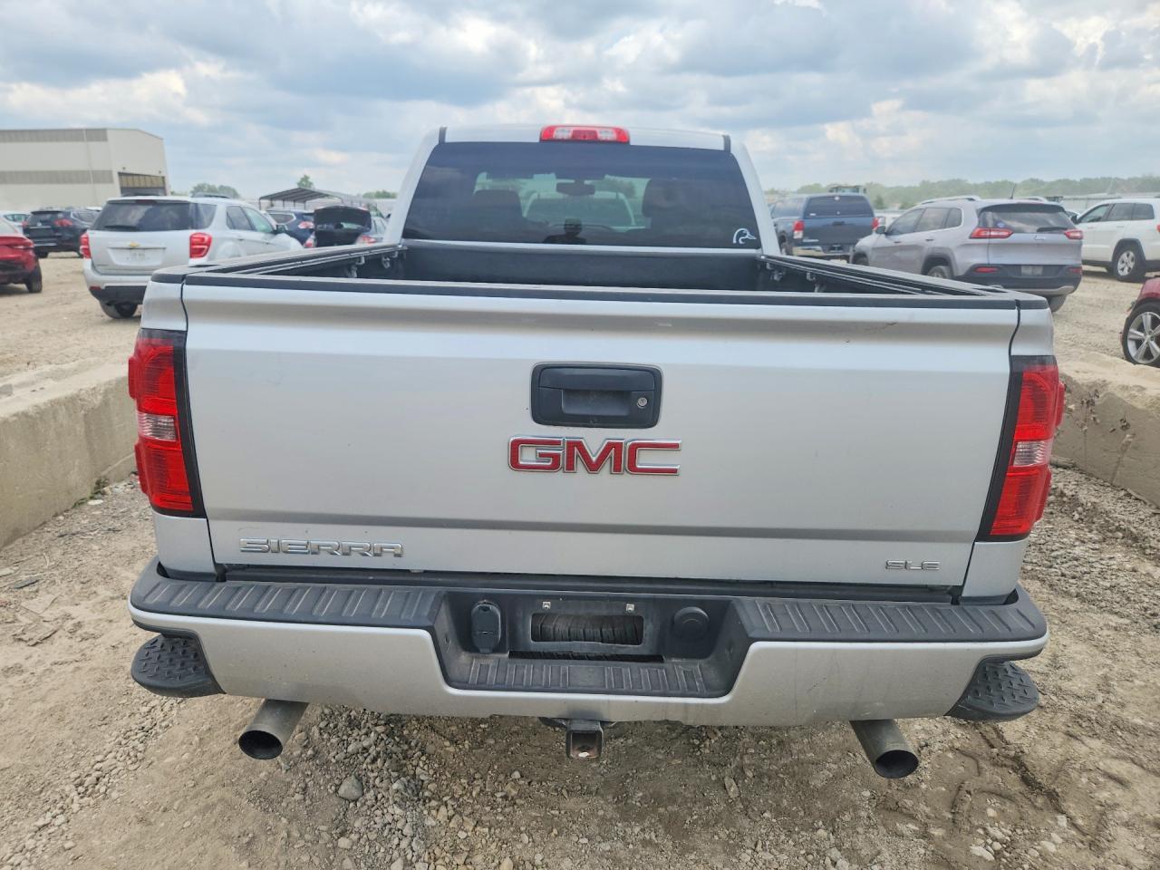 2015 GMC Sierra