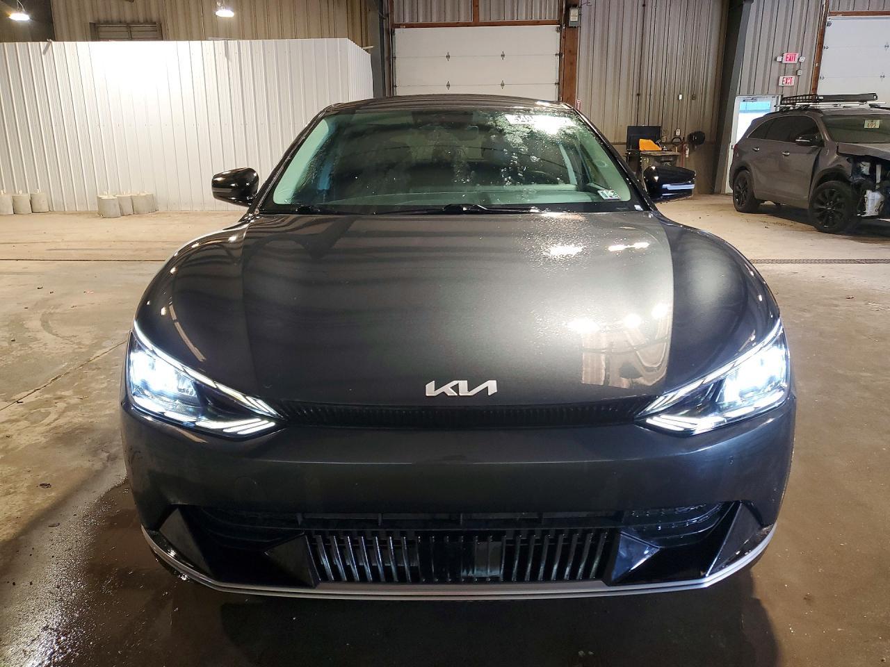 2024 KIA EV6
