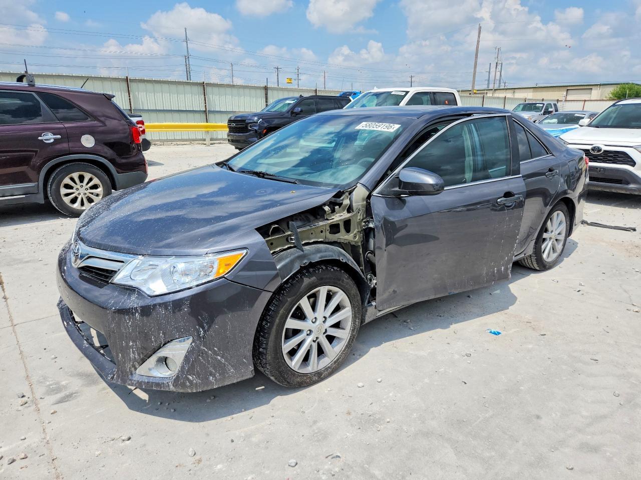 2012 TOYOTA CAMRY