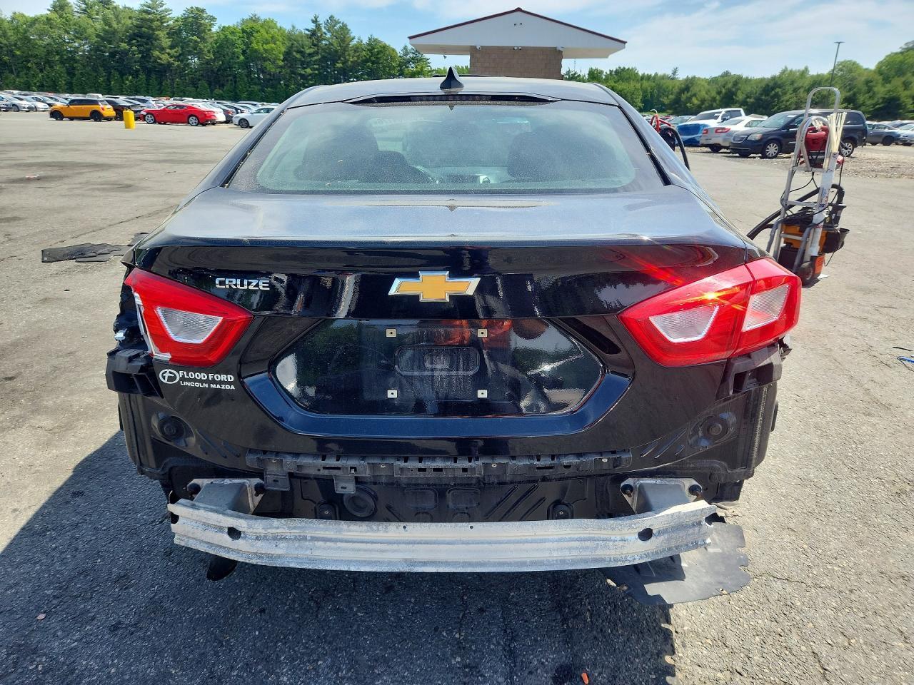 2017 CHEVROLET CRUZE