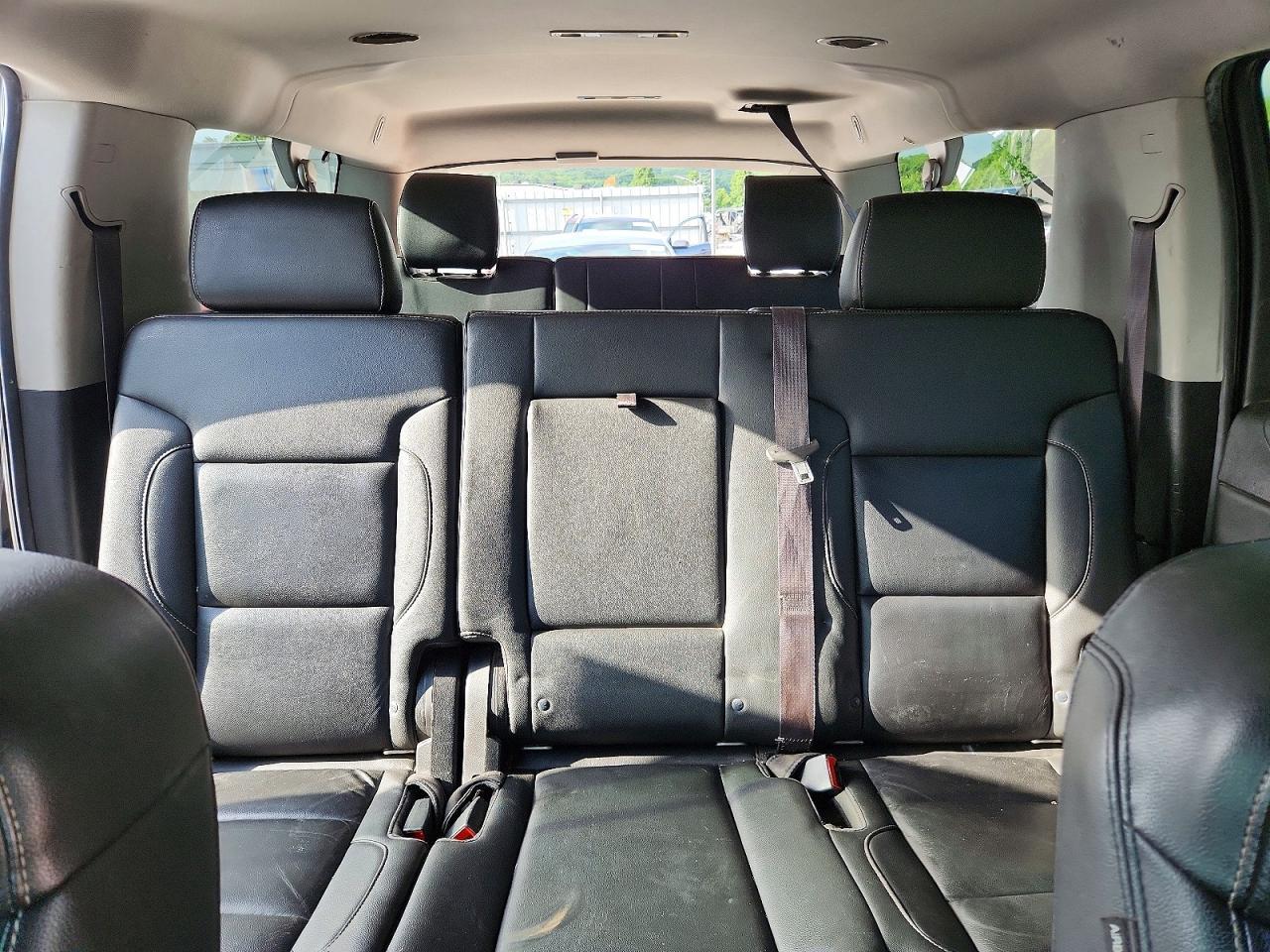 2017 CHEVROLET Suburban