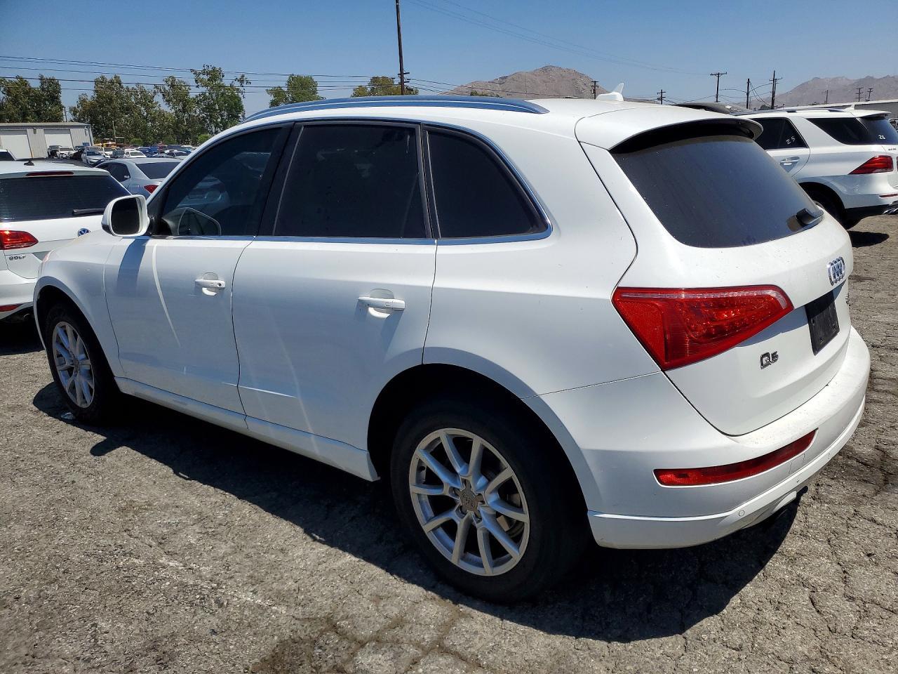 2011 AUDI Q5