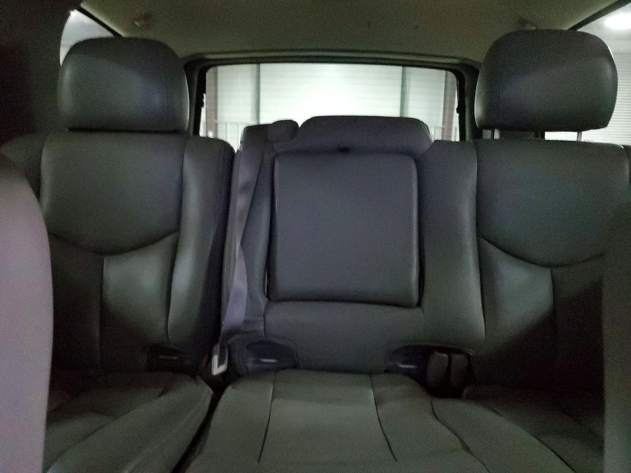 2003 CHEVROLET Tahoe