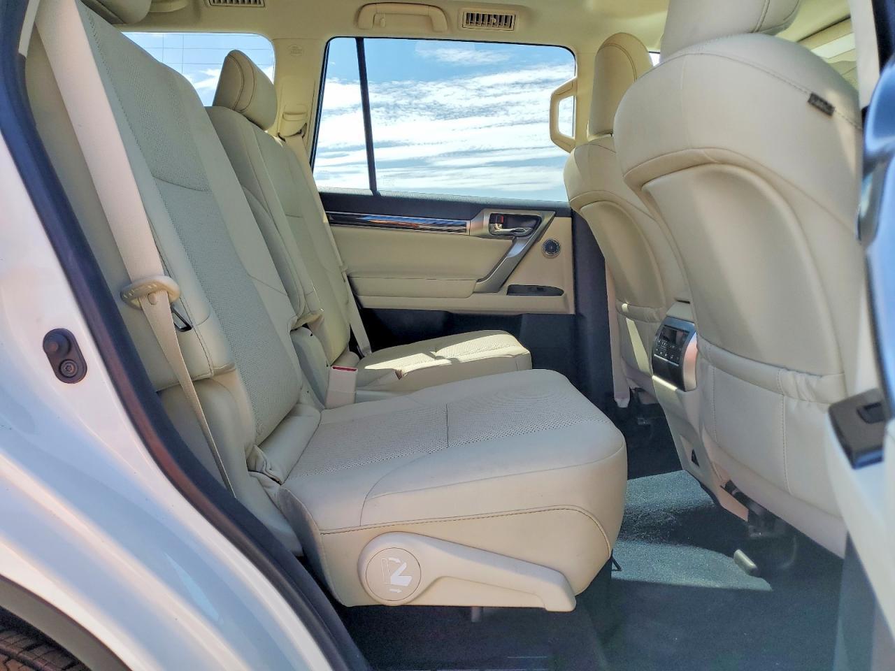 2022 LEXUS GX 460