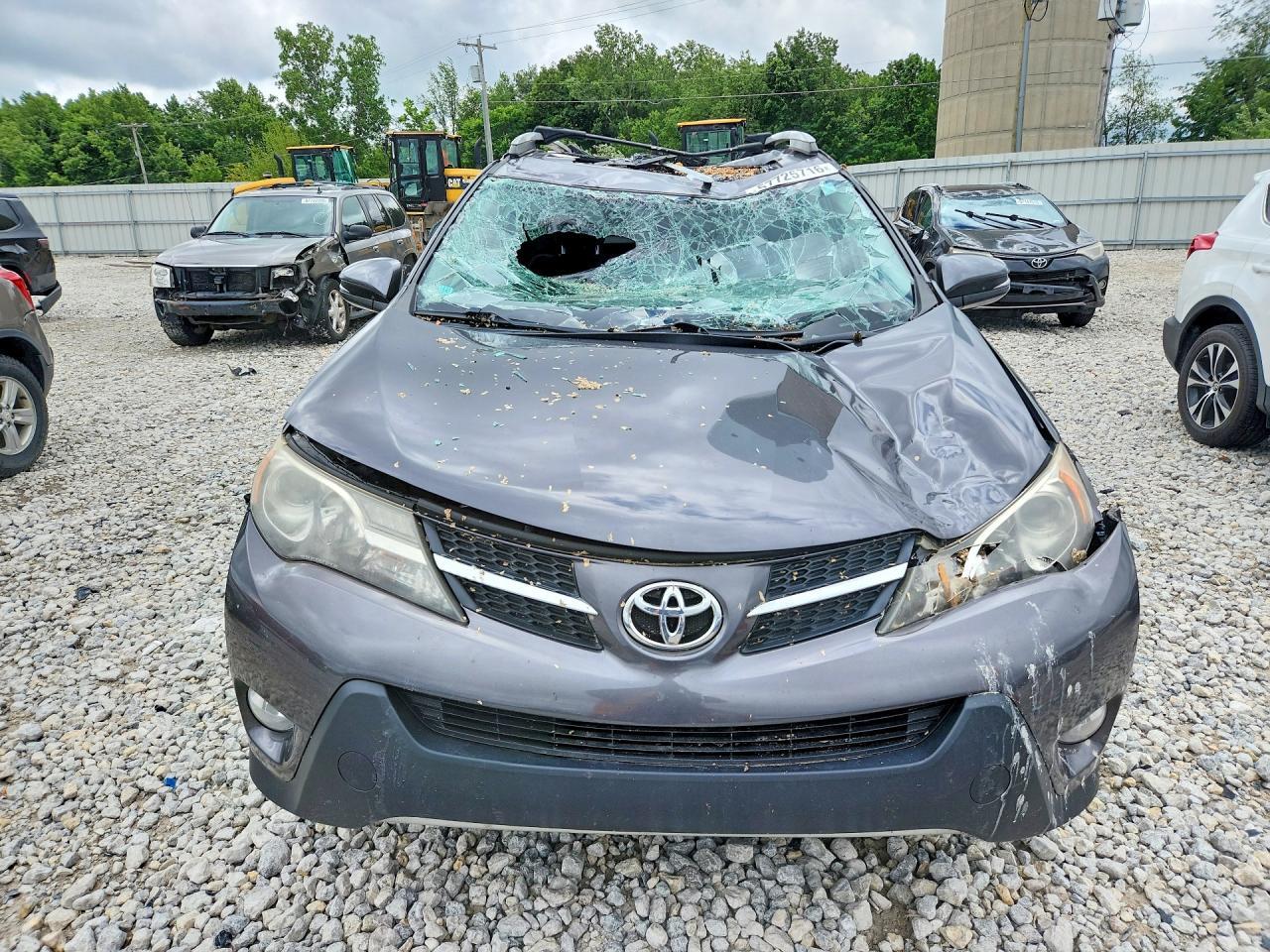 2015 TOYOTA RAV4