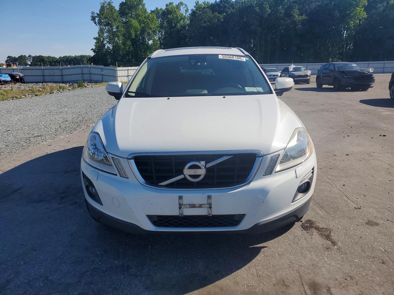 2010 VOLVO XC60