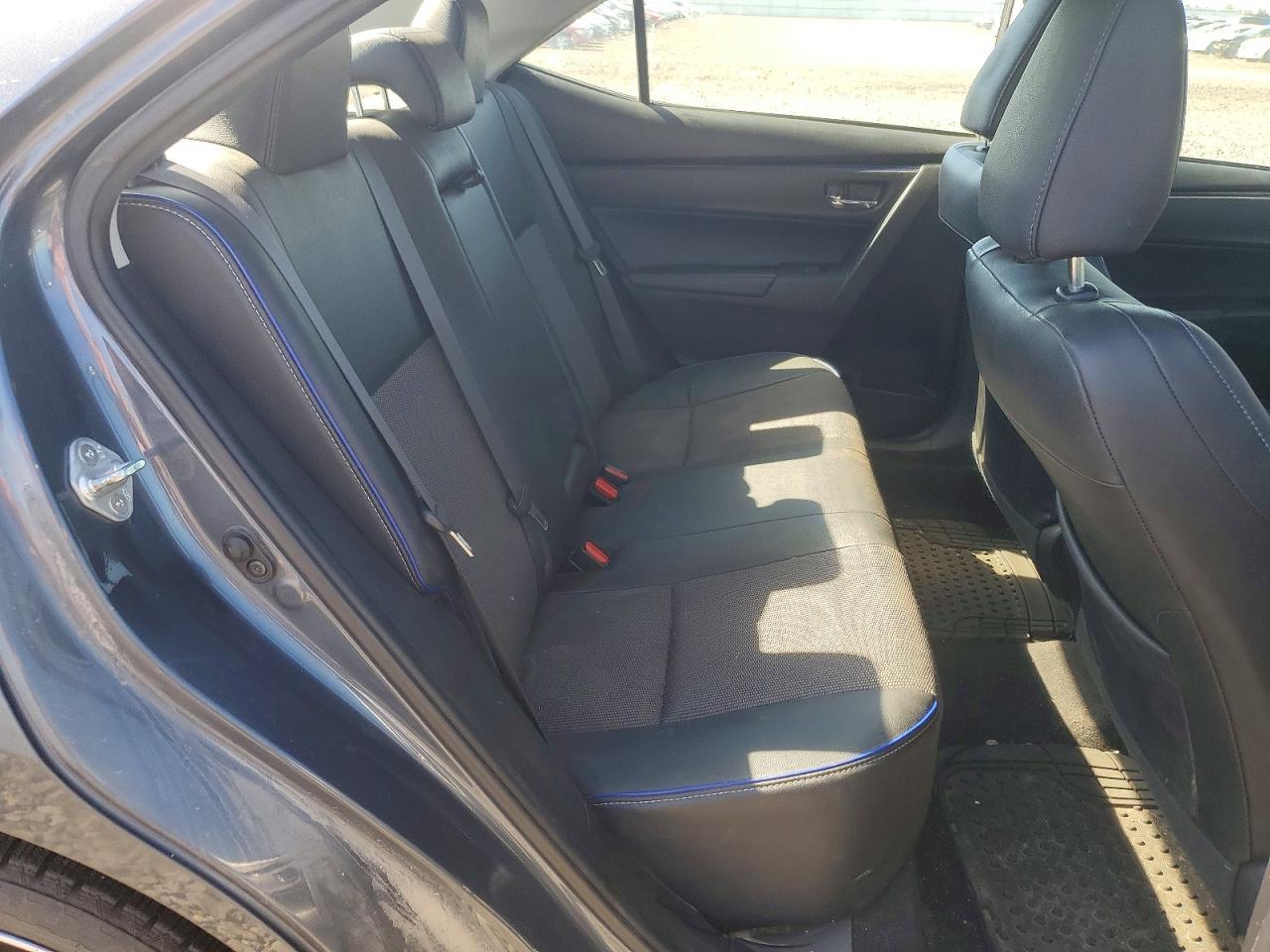 2017 TOYOTA COROLLA