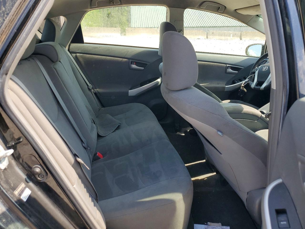 2010 TOYOTA PRIUS