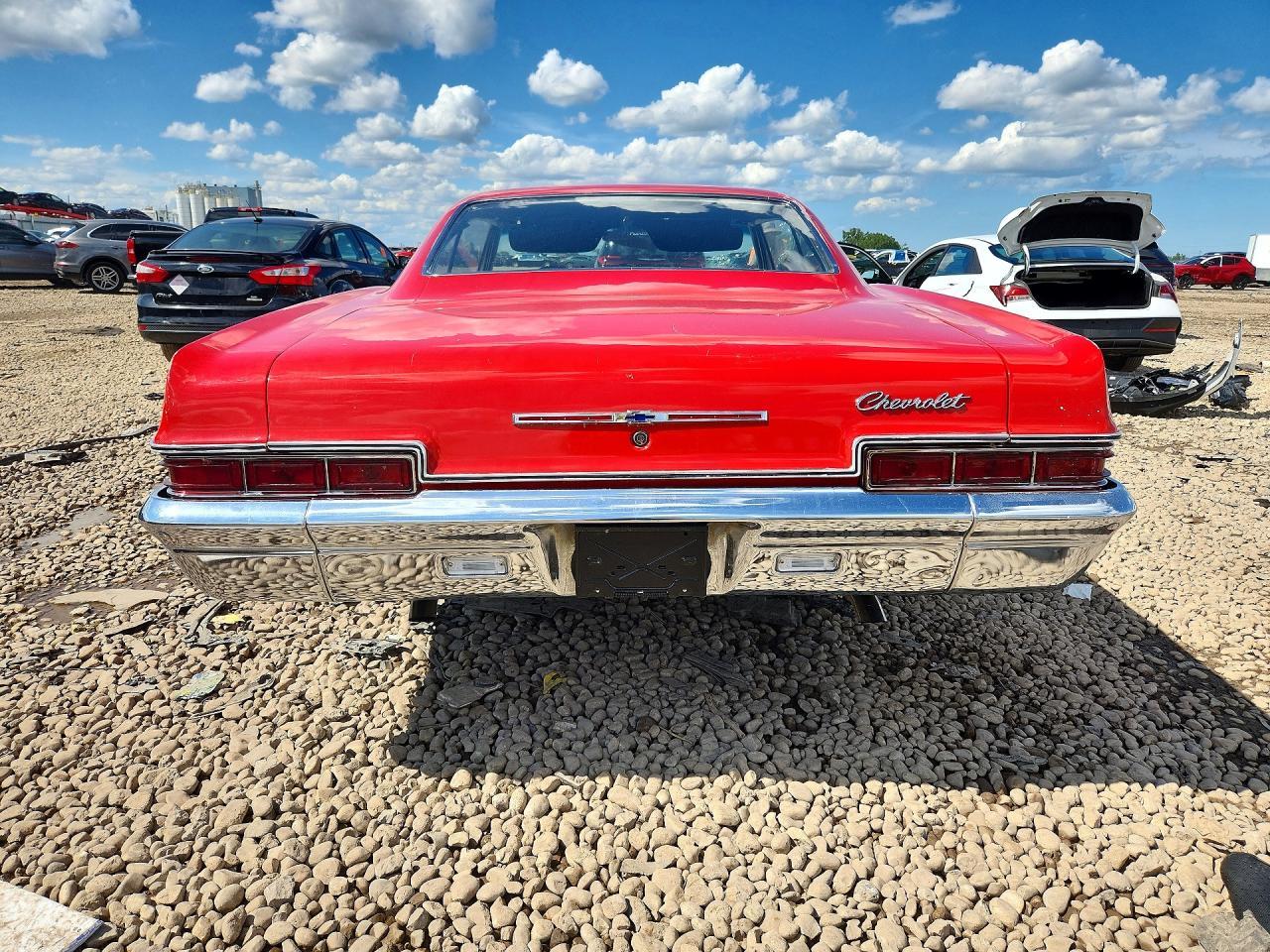 1966 CHEVROLET IMPALA