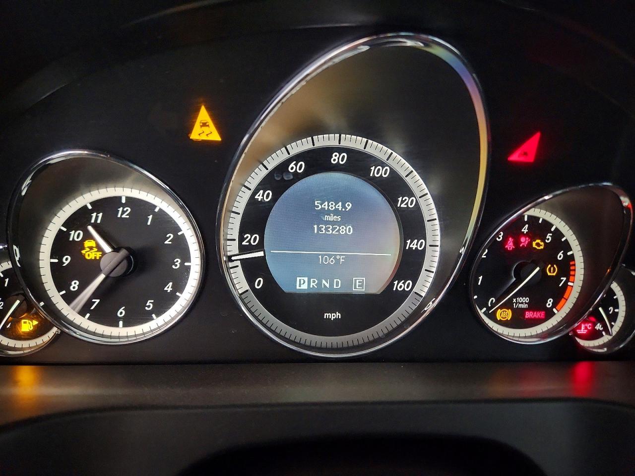 2011 MERCEDES-BENZ E-Class
