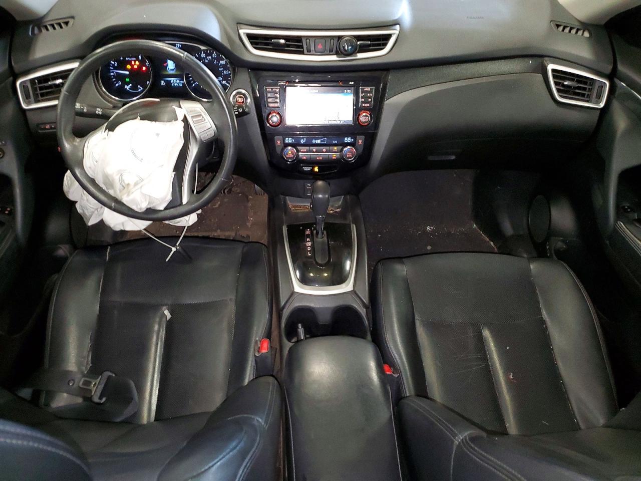 2015 NISSAN ROGUE