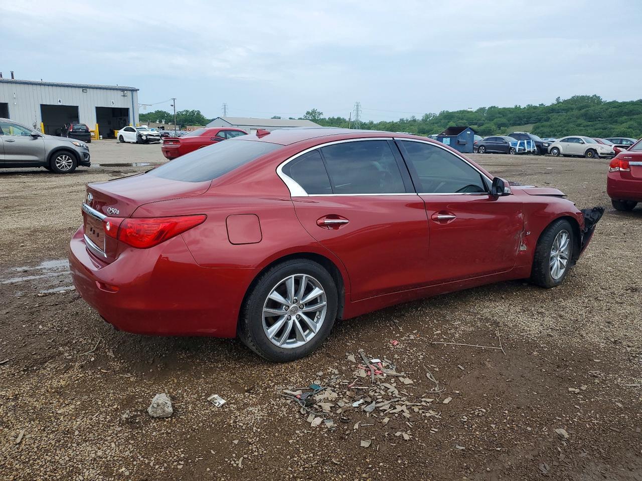 2014 INFINITI Q50