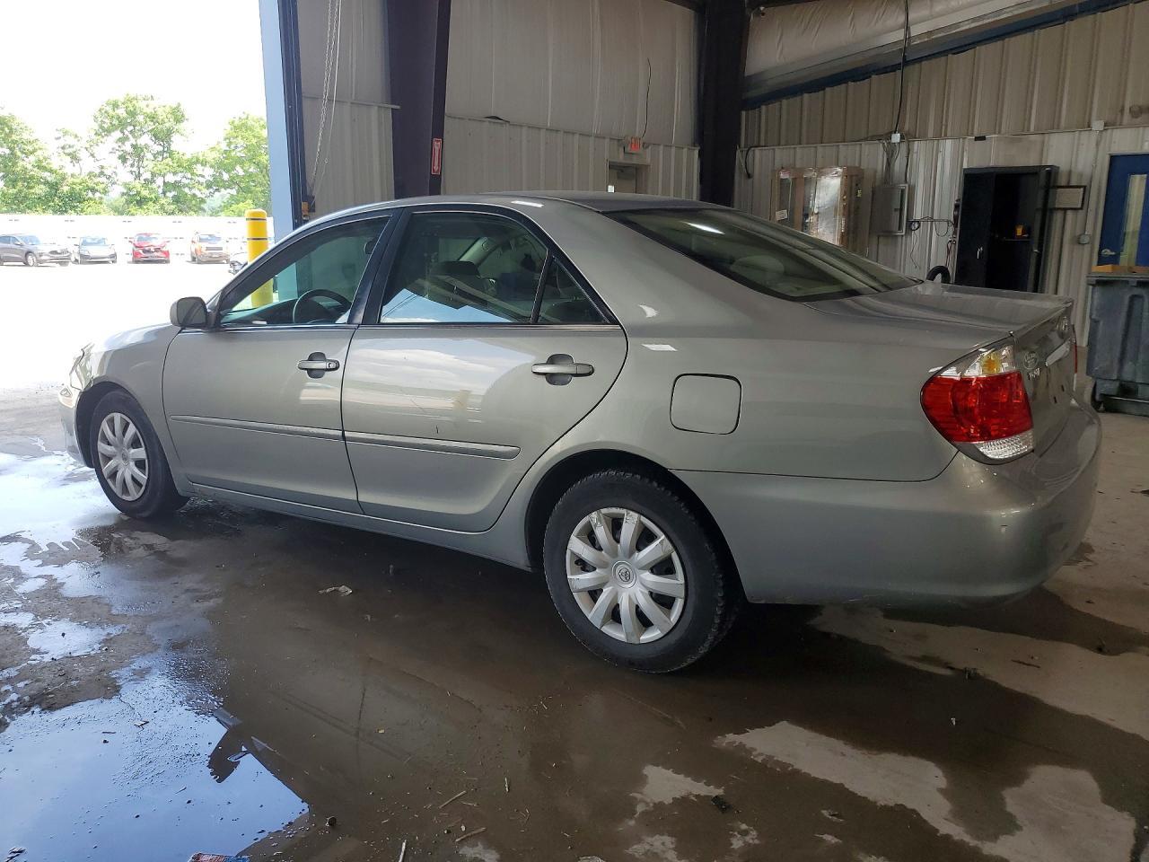 2005 TOYOTA CAMRY