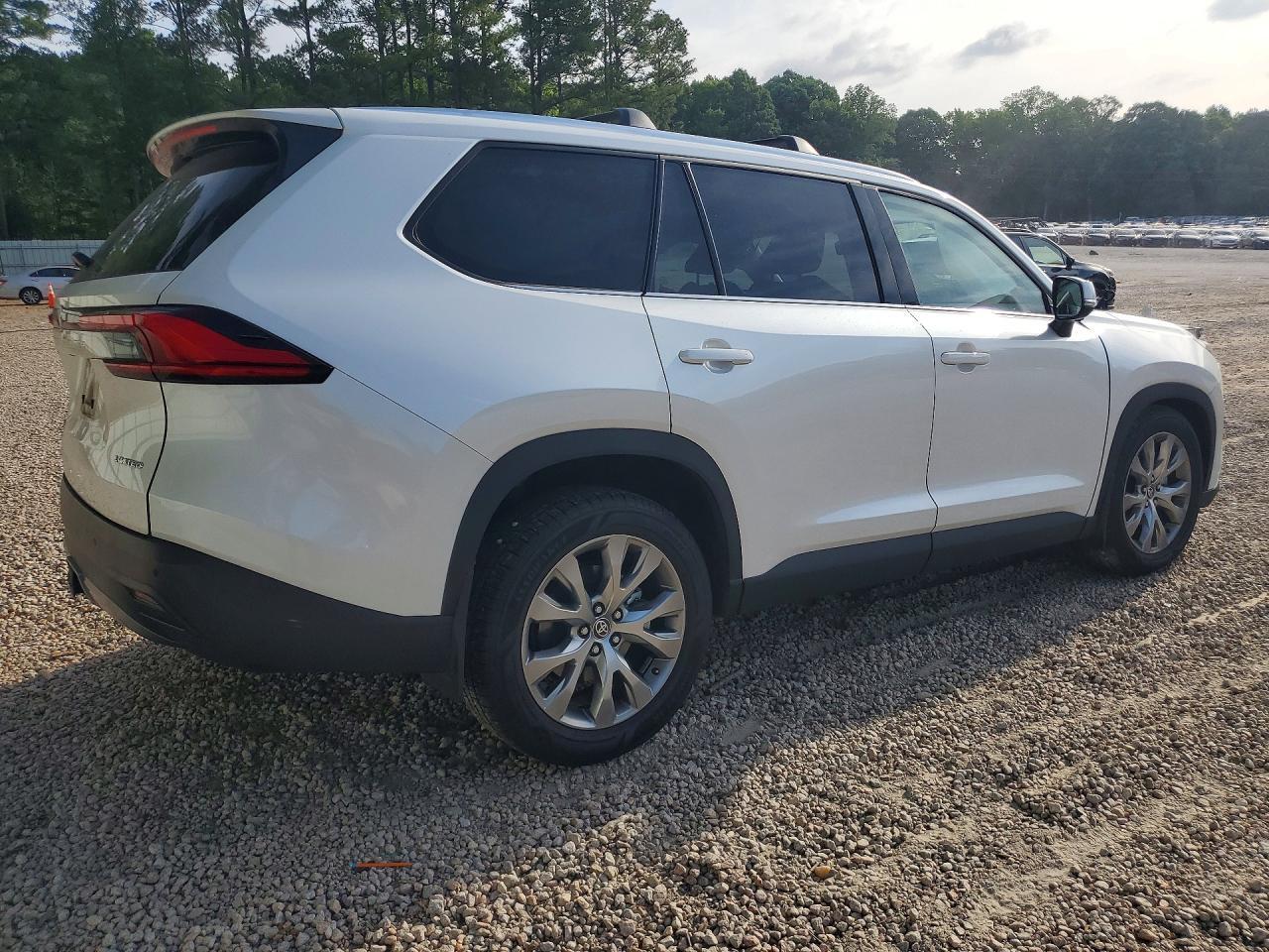 2024 TOYOTA HIGHLANDER