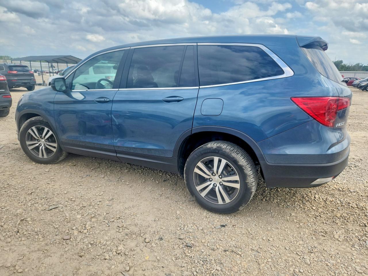 2018 HONDA PILOT