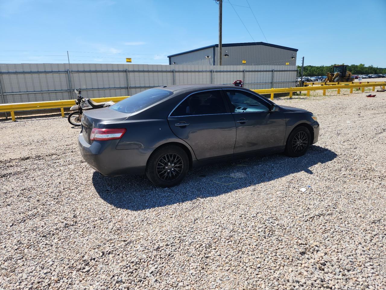 2011 TOYOTA CAMRY