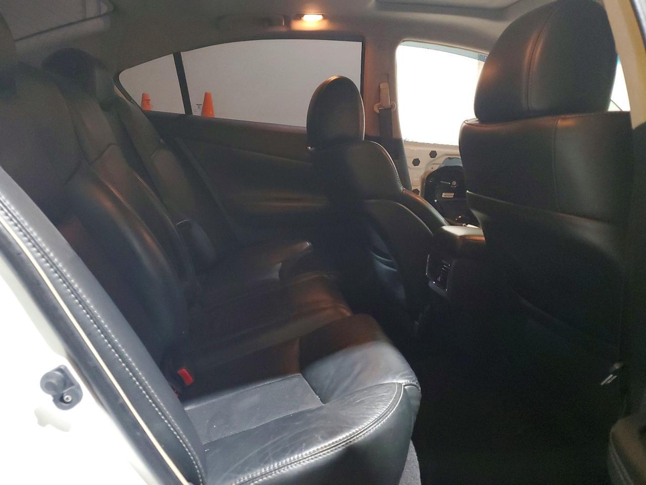 2014 NISSAN Maxima