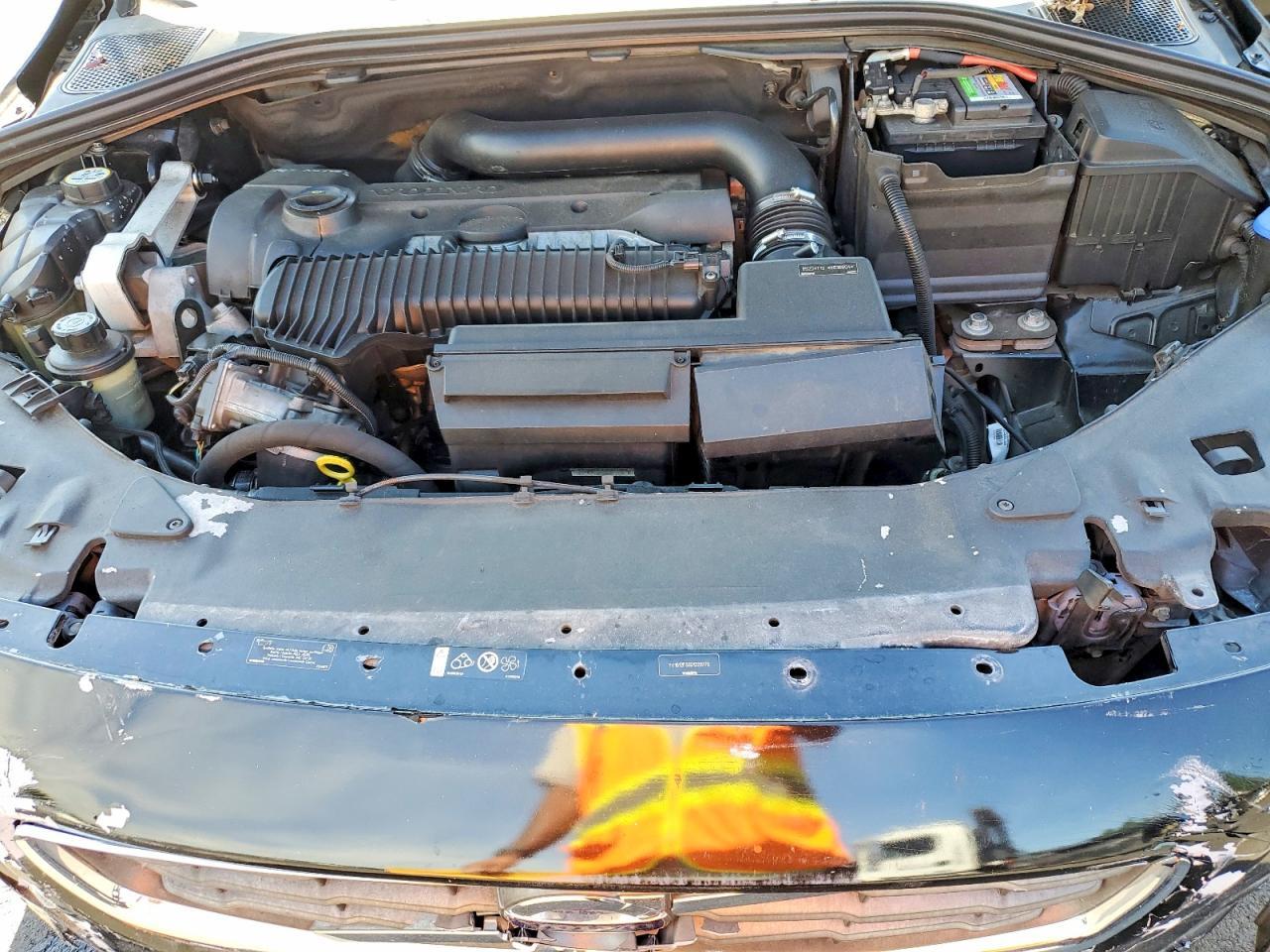 2013 VOLVO S60