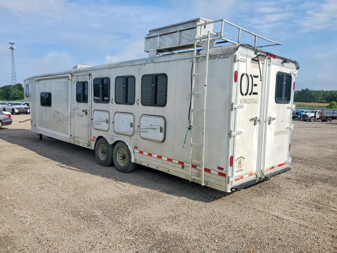 2007 Merhow Horse Trailer