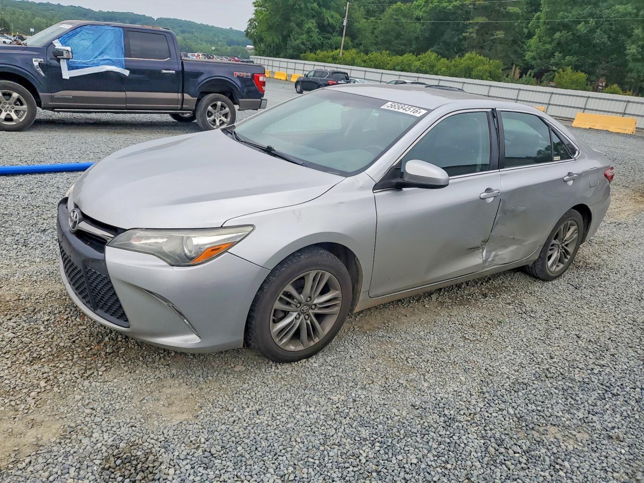 2016 TOYOTA CAMRY