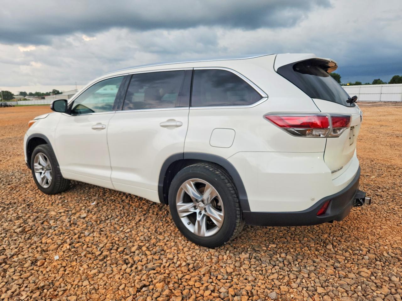 2014 TOYOTA HIGHLANDER