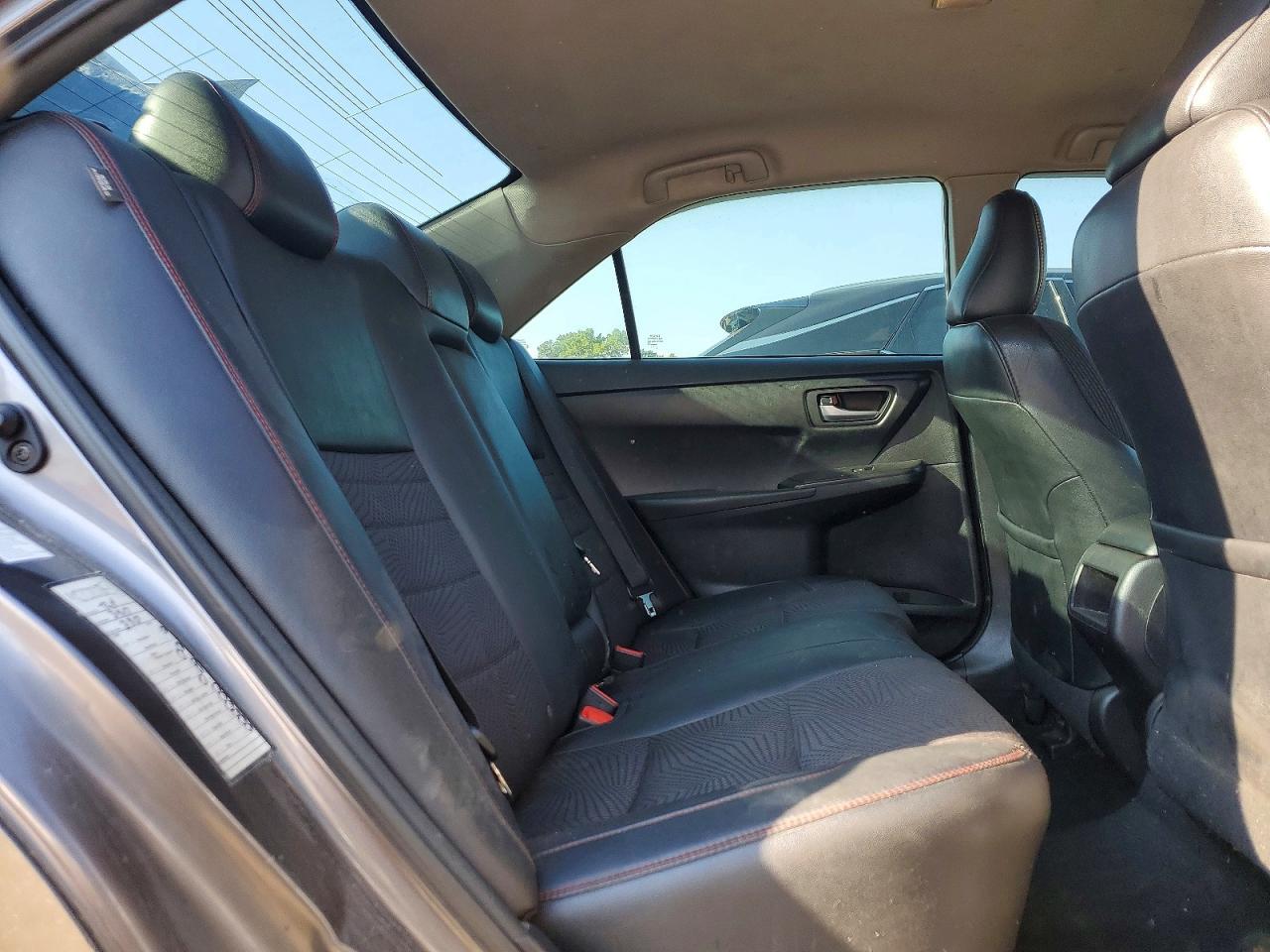 2017 TOYOTA CAMRY