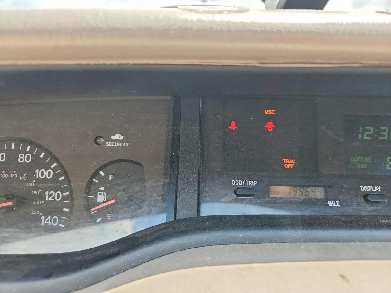 2004 TOYOTA Avalon