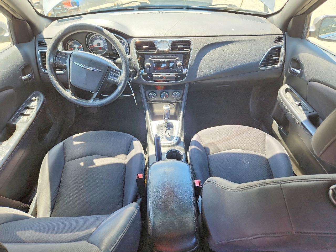 2014 CHRYSLER 200