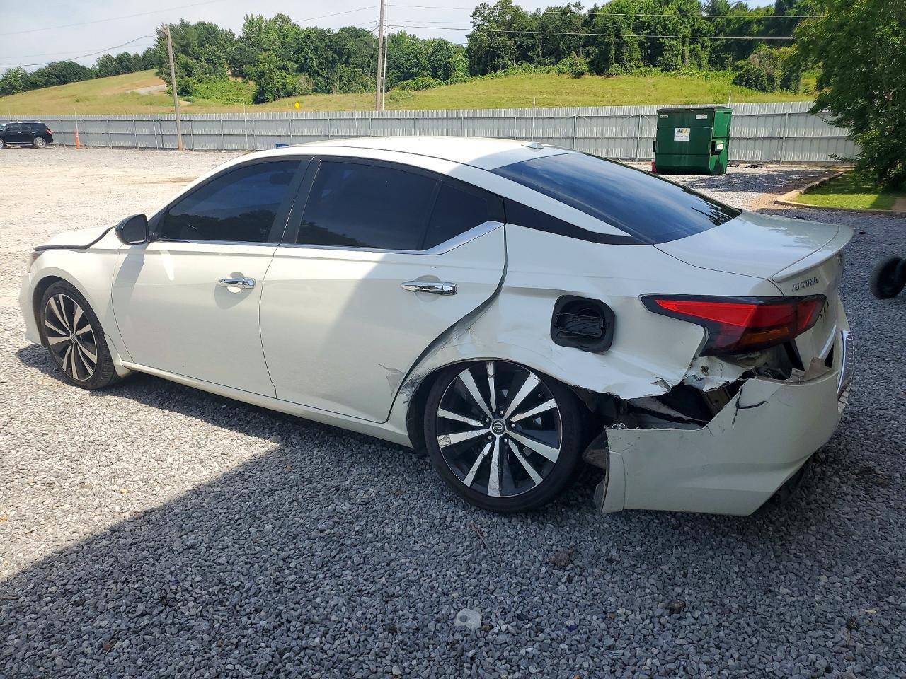 2019 NISSAN ALTIMA