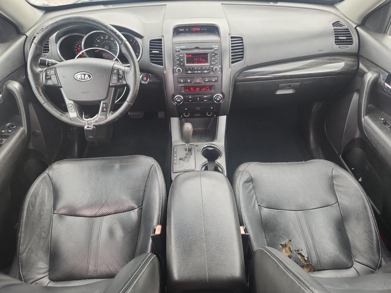 2011 KIA SORENTO