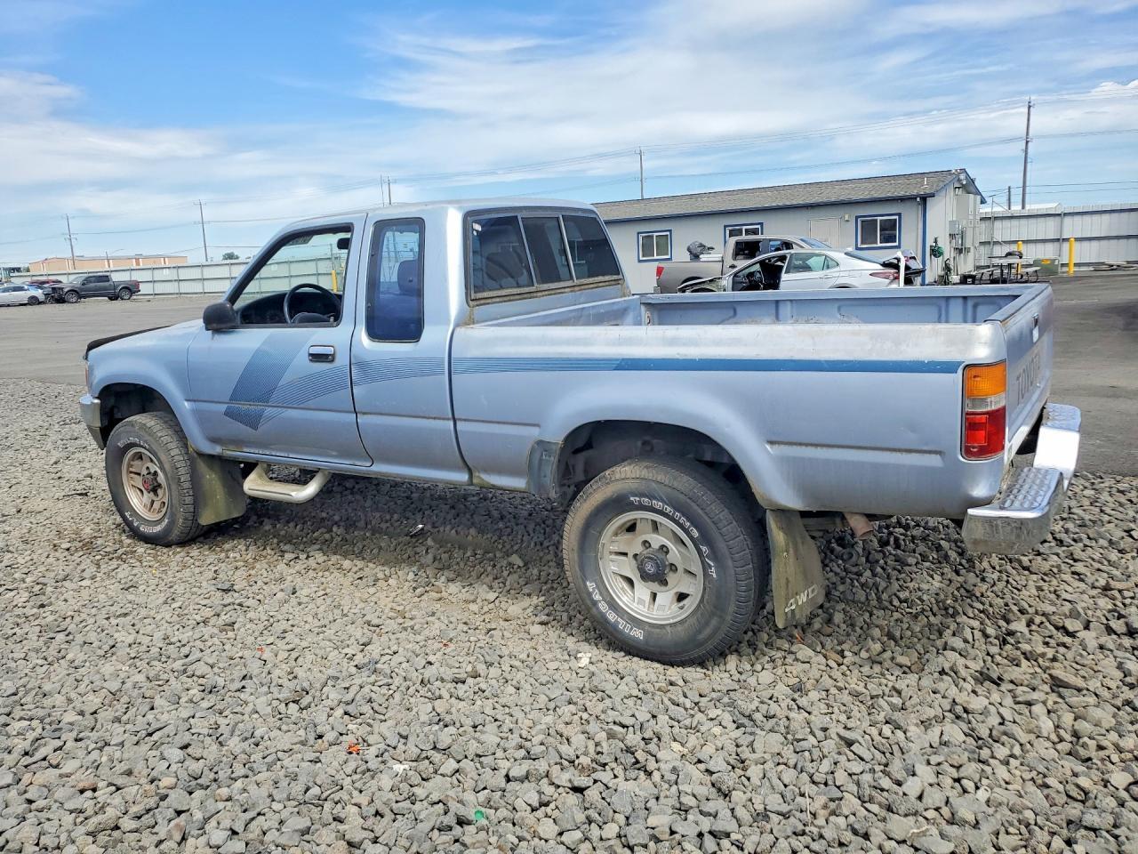 1989 TOYOTA Pickup