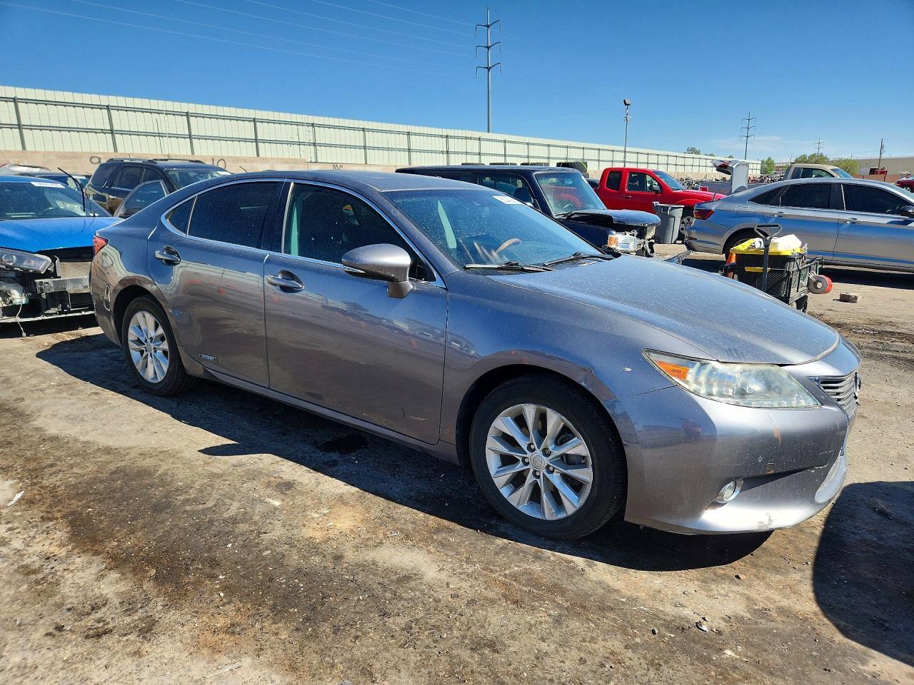 2014 LEXUS ES 300H