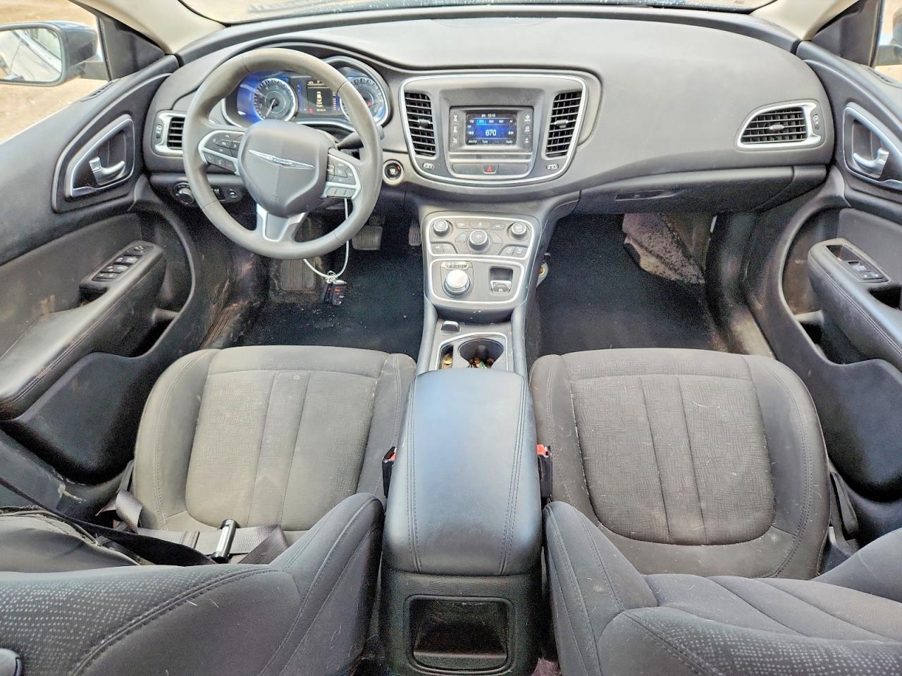 2016 CHRYSLER 200