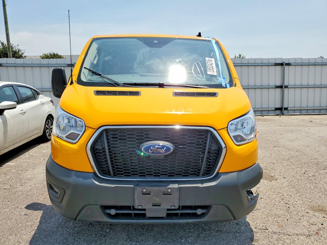 2021 FORD Transit