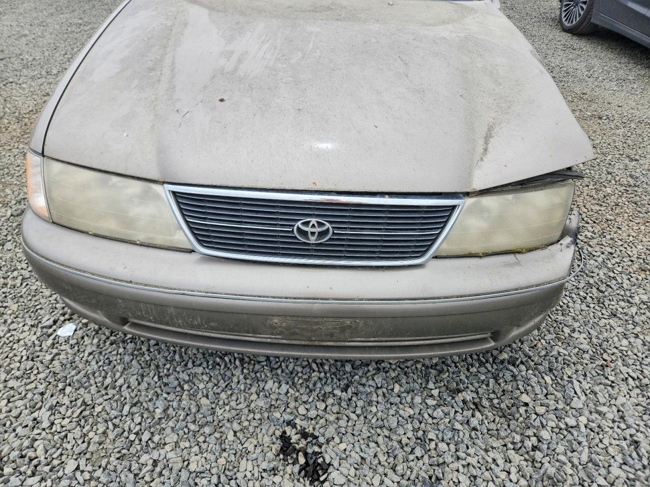 1999 TOYOTA Avalon
