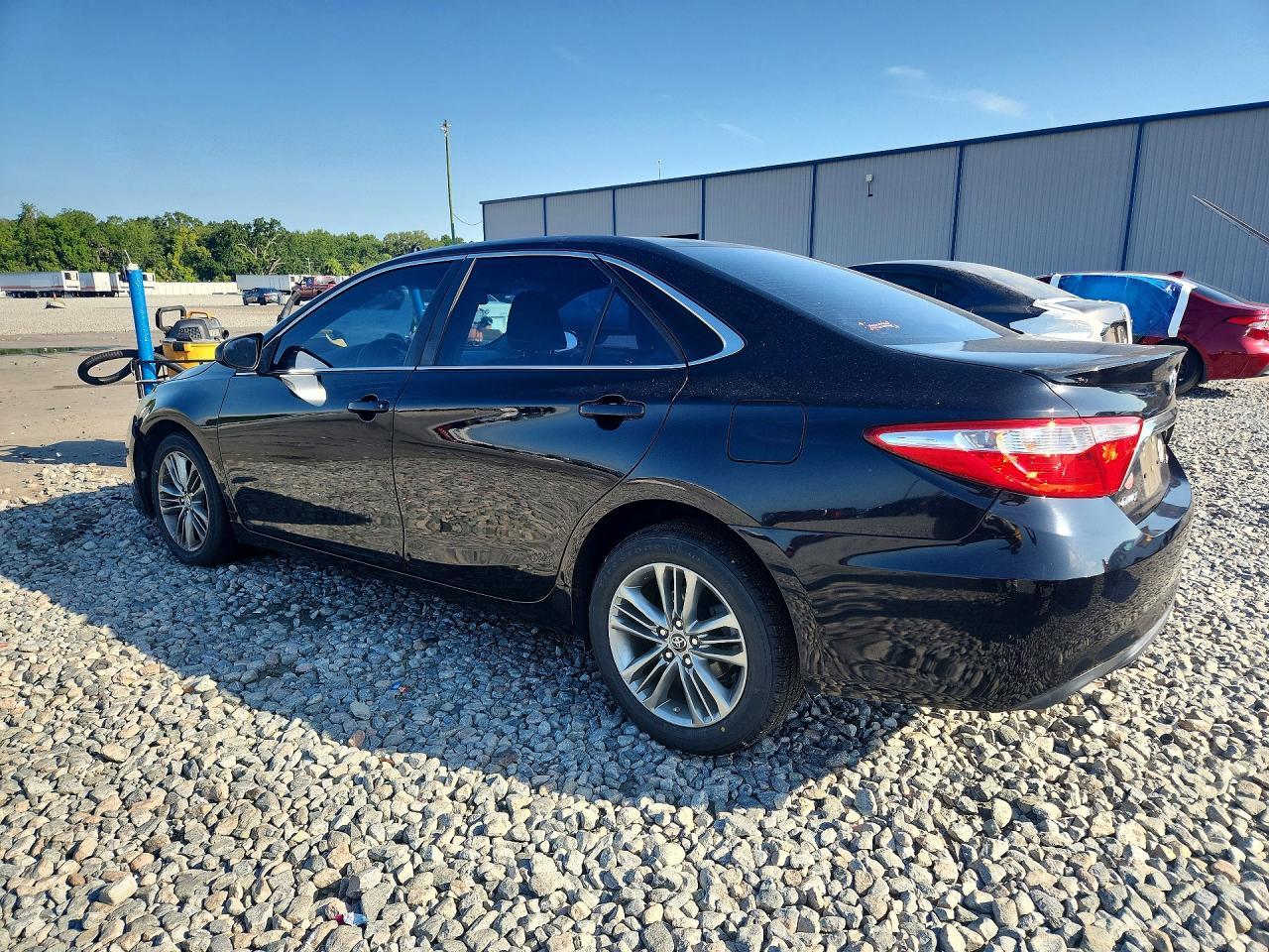 2015 TOYOTA CAMRY