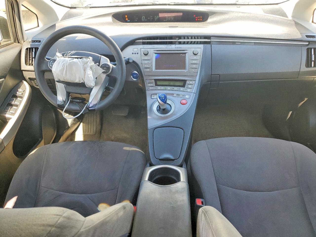 2015 TOYOTA PRIUS