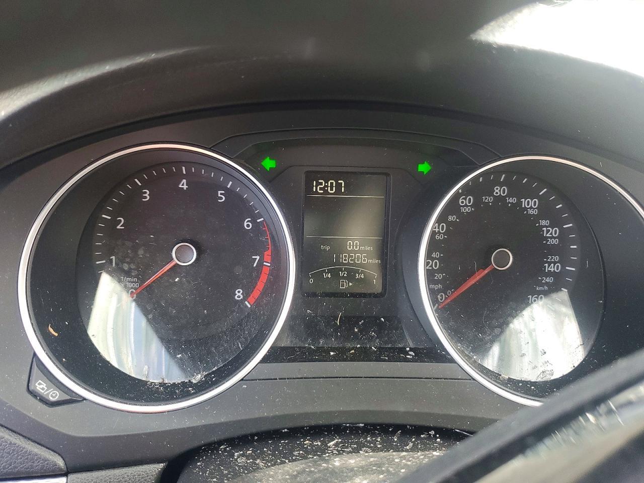 2017 VOLKSWAGEN JETTA