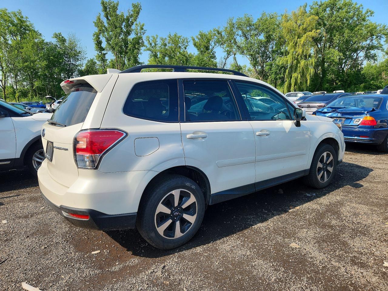 2018 SUBARU FORESTER