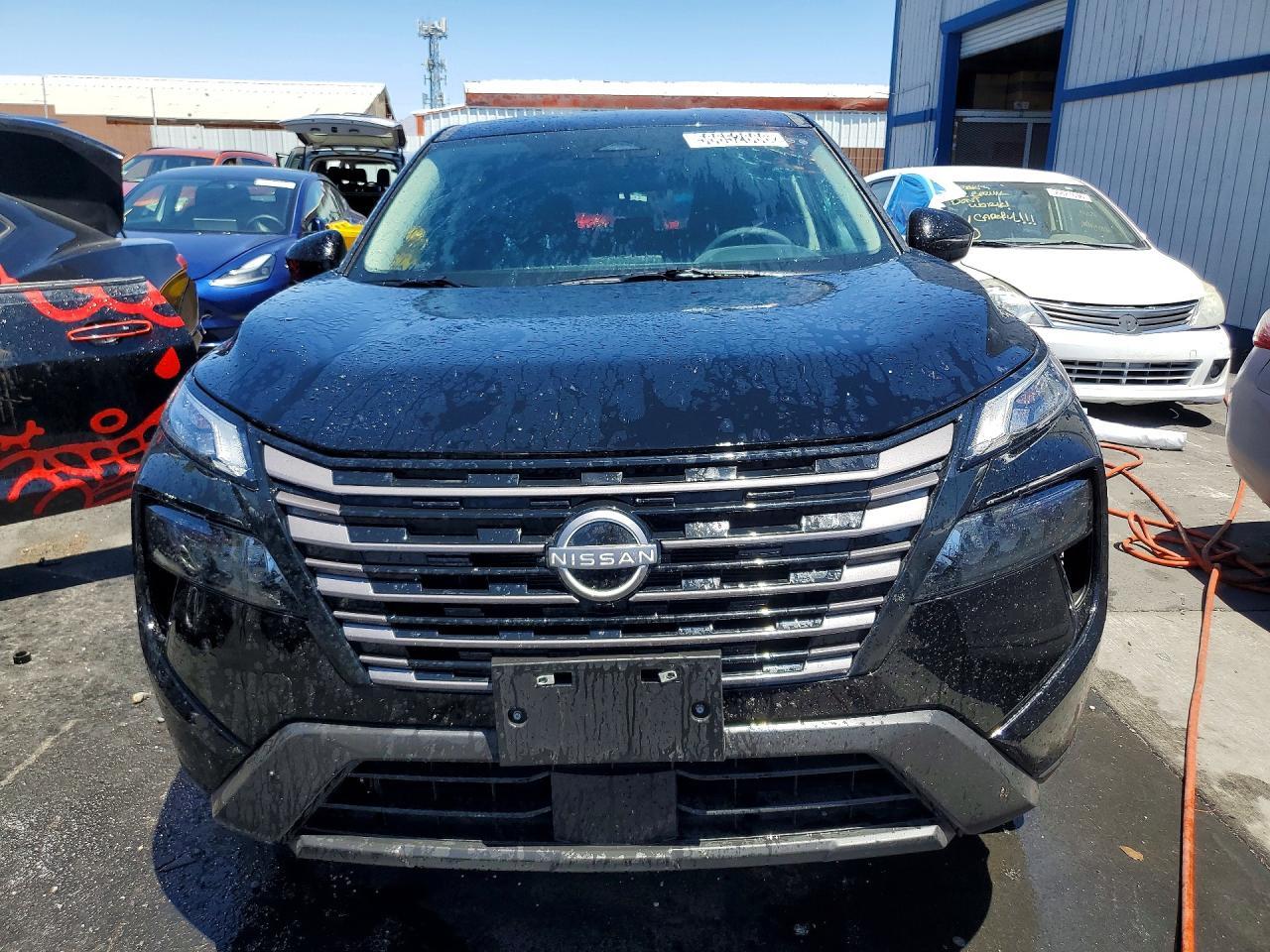 2026 NISSAN ROGUE
