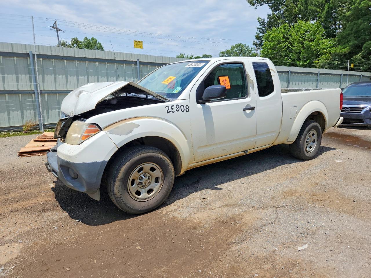 2017 NISSAN Frontier