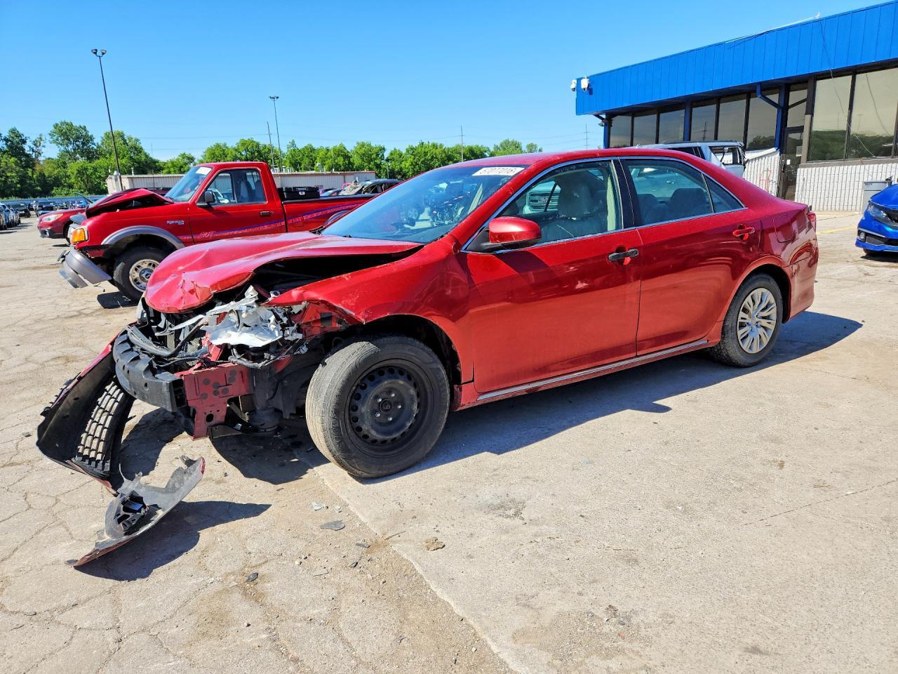 2012 TOYOTA CAMRY