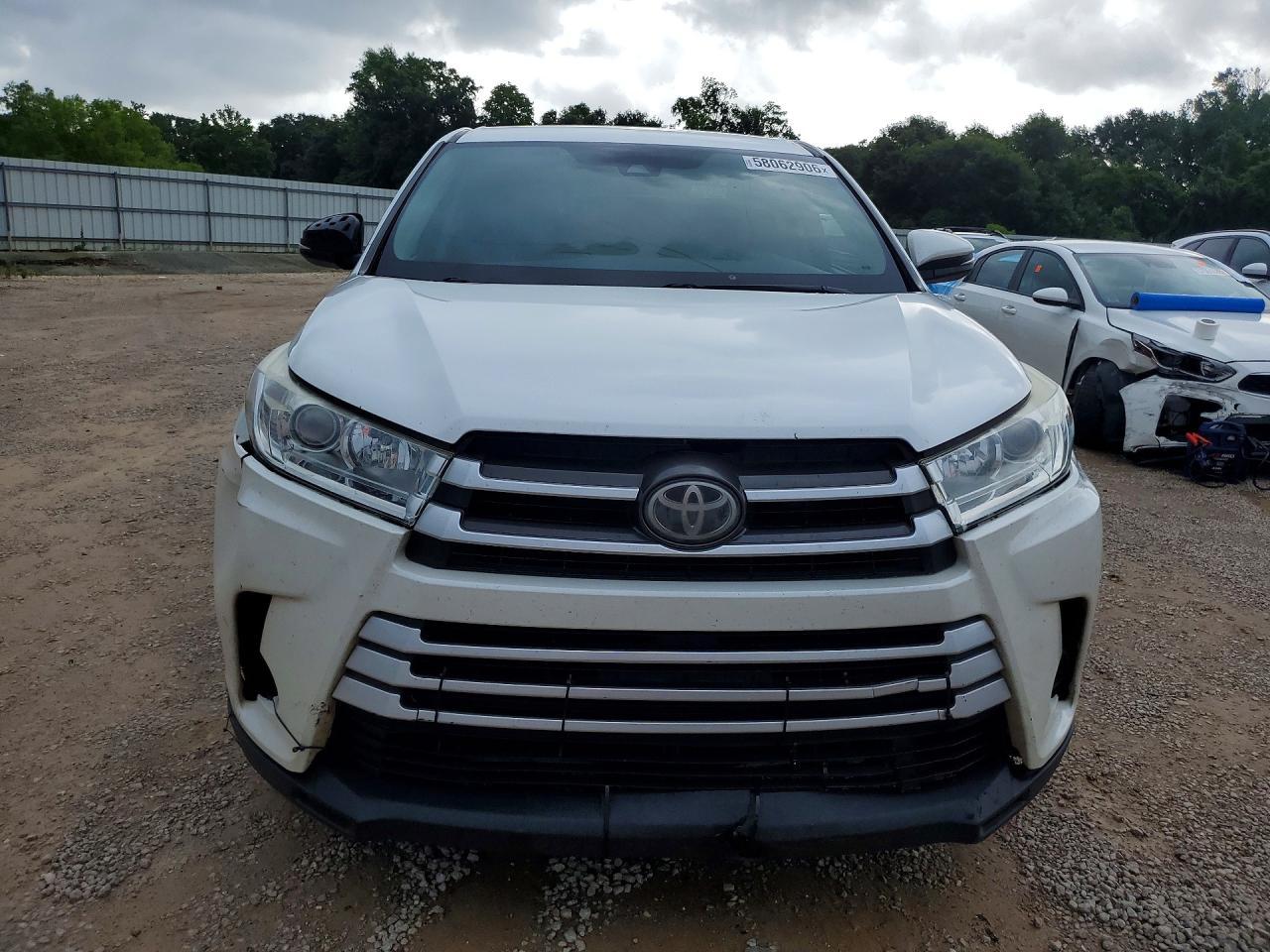 2017 TOYOTA HIGHLANDER