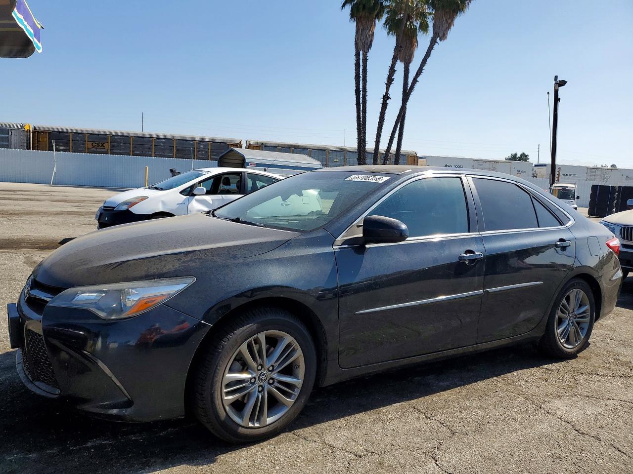 2015 TOYOTA CAMRY